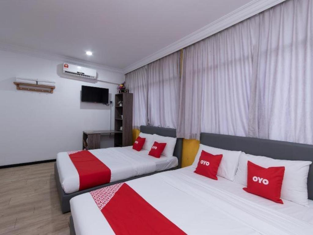 Hotel OYO 89398 Doorbellz Kota Kinabalu Exterior foto